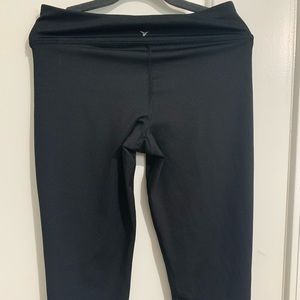 old navy active cropped leggings